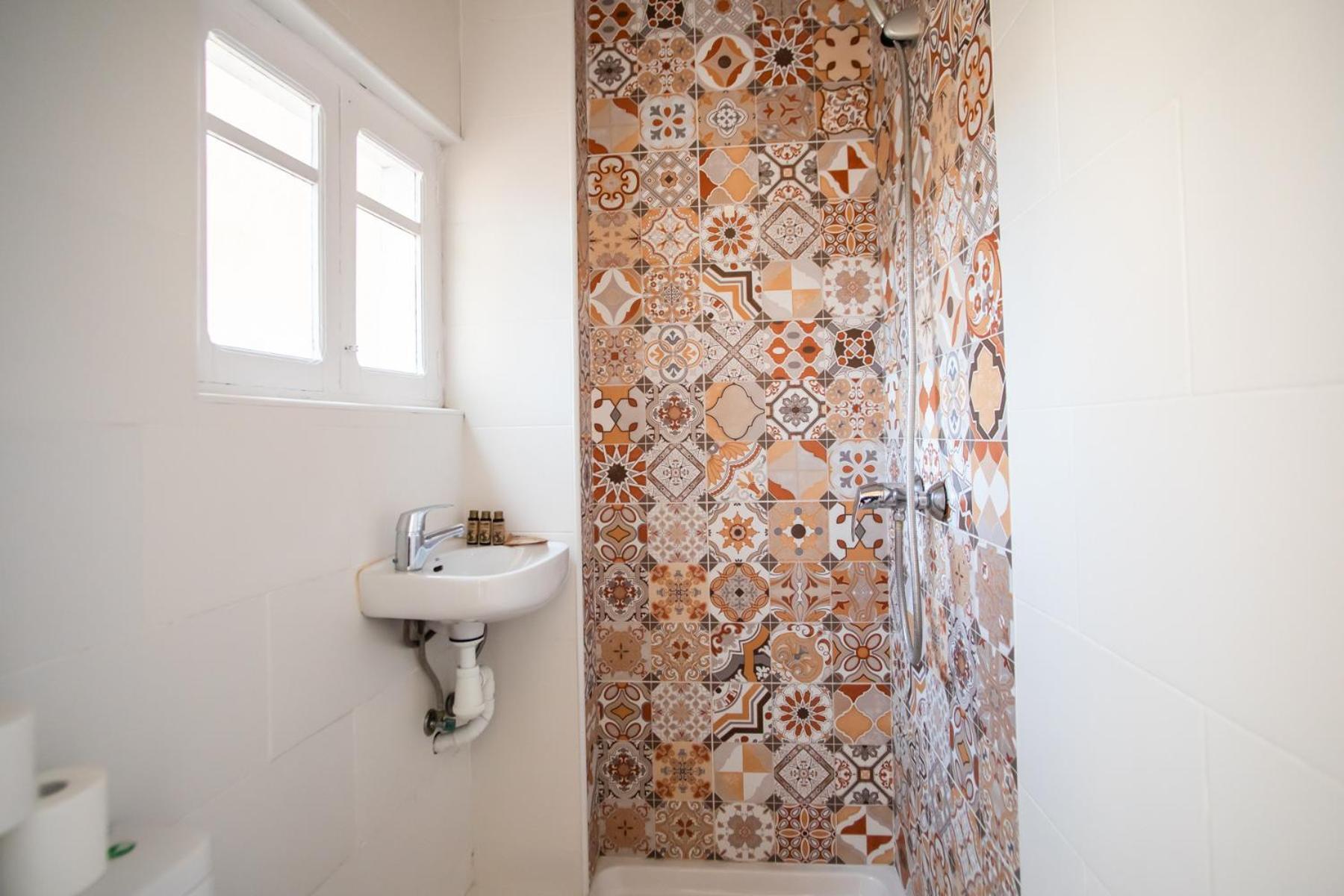 2esc1067 - Magnific 2br Flat In The Gothic Distric *